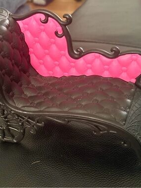 Monster High Doll Freaky Fusion
Catacombs Chaise Lounge Couch Black And Pink
